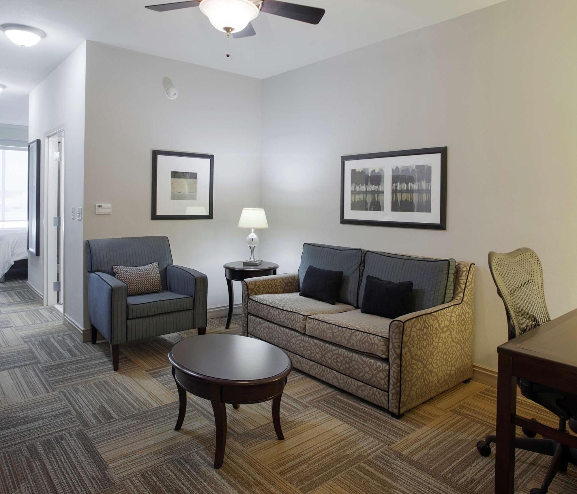 Hilton Garden Inn Джонсборо Экстерьер фото