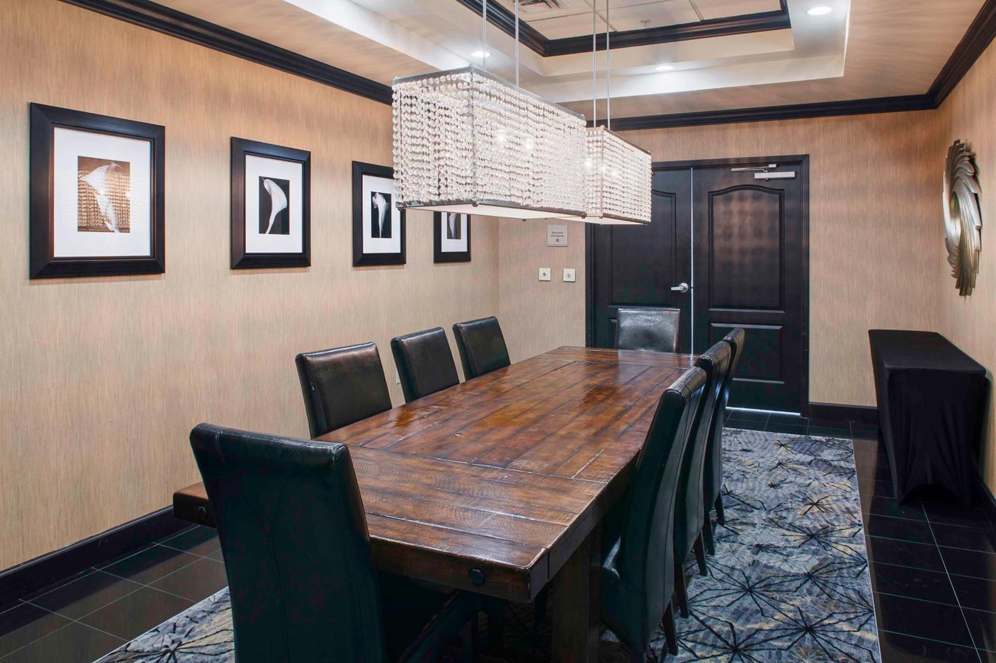 Hilton Garden Inn Джонсборо Экстерьер фото