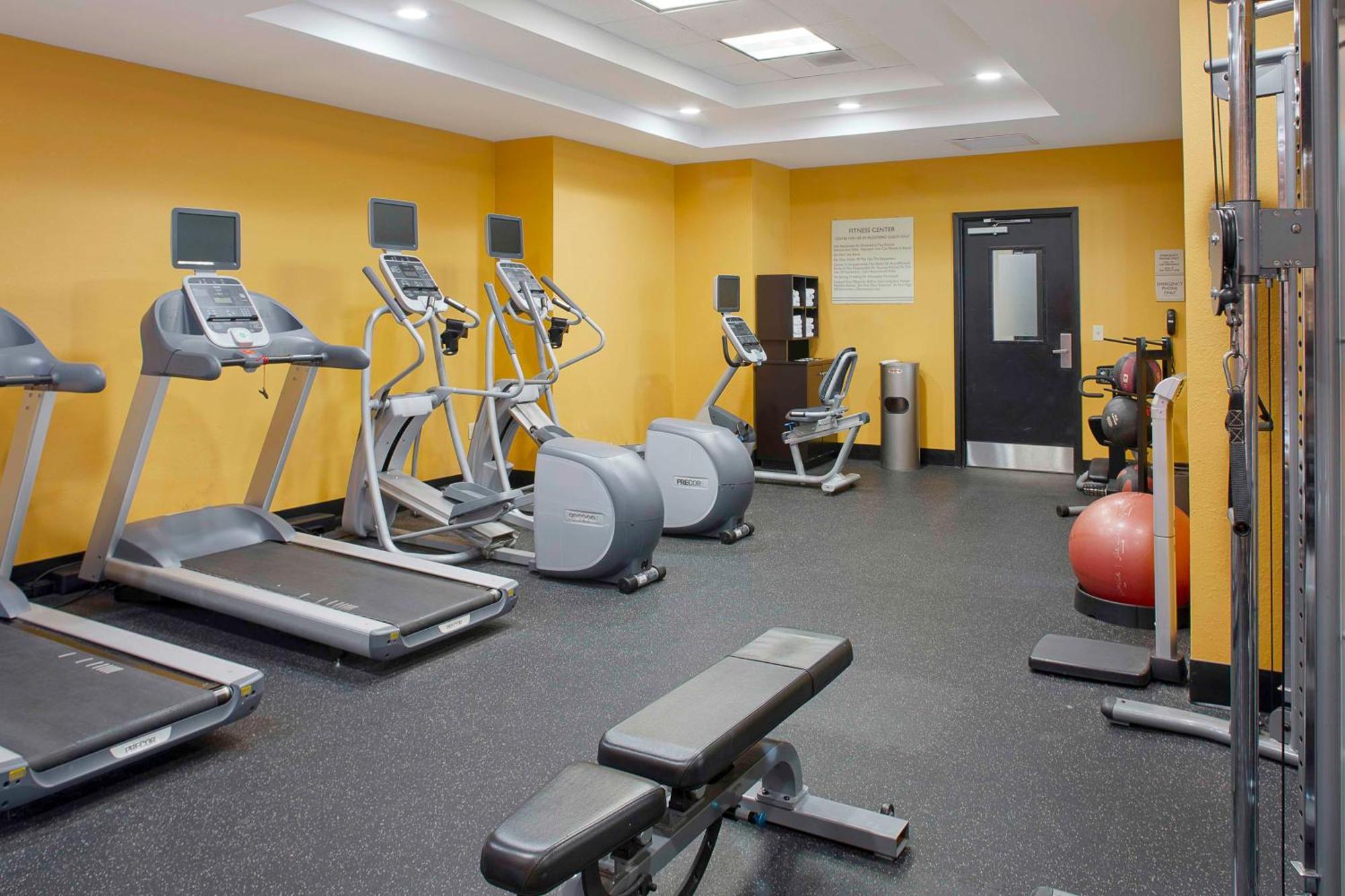 Hilton Garden Inn Джонсборо Экстерьер фото